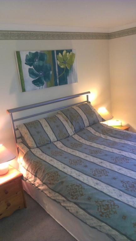 St Edmundsbury B&B Drayton  ภายนอก รูปภาพ